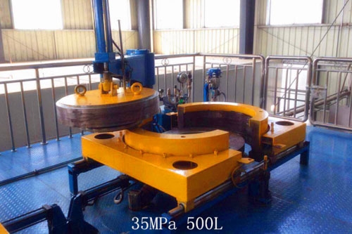 Supercritical extraction equipment